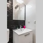 Buki **** Appartement *
