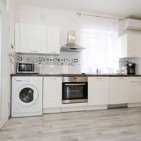 Buki **** Appartement