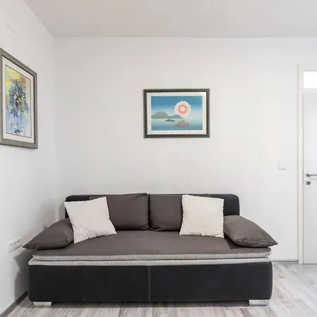 Appartement Buki ****
