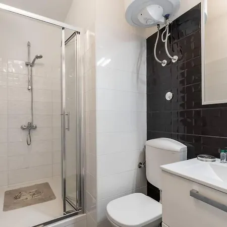 Buki **** Appartement *